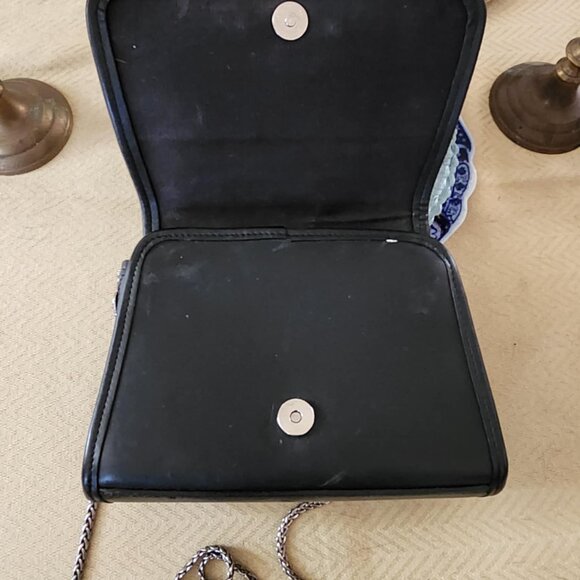 Brighton Black Croc-Embossed Chain Bag – Silver Heart Clasp – Elegant & Rare - Picture 2 of 5